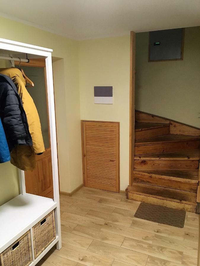 Excelent Apartment With Garden And Free Parking Riga Exterior photo