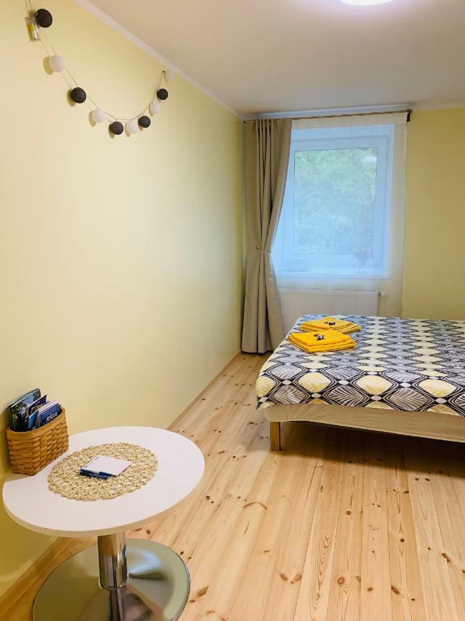 Excelent Apartment With Garden And Free Parking Riga Exterior photo